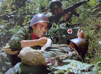 对印自卫反击战期间拍摄到的八张照片，看完忍不住哭了