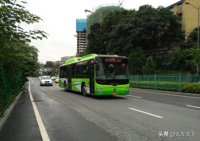 ​开行已经三十年的重庆公交213路，曾经运行沙坪坝到中梁山