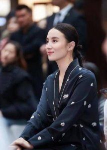 ​2024女演员焦点：宋佳与张桂梅、王铁梅角色的魅力探索