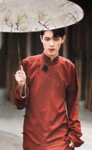 ​秦霄贤：德云社豪门相声明星的艺术初心与坚持