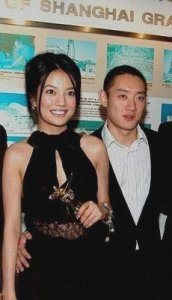 ​陈蓉隐私被揭开：丈夫身份及背景揭秘