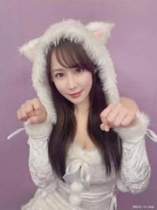 ​人瘦灯美，岛国片中极具魅力的国民阿姨-谷原希美