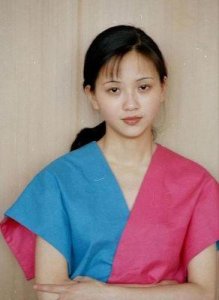 ​陶慧敏，我国著名女演员，与初恋男友共度半世纪美好时光20岁女儿貌美如花