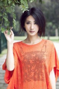 ​郭珍霓：从“横店女王”到34岁退出演艺圈，过上理想生活