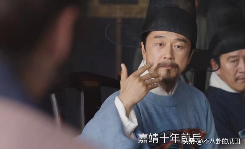 刚开播就排名第一，张若昀又出“王炸”剧，看完4集我会追到底