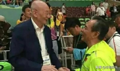 ​魏纪中与刘国梁事件（刘国梁重执国乒魏纪中笑而不语）