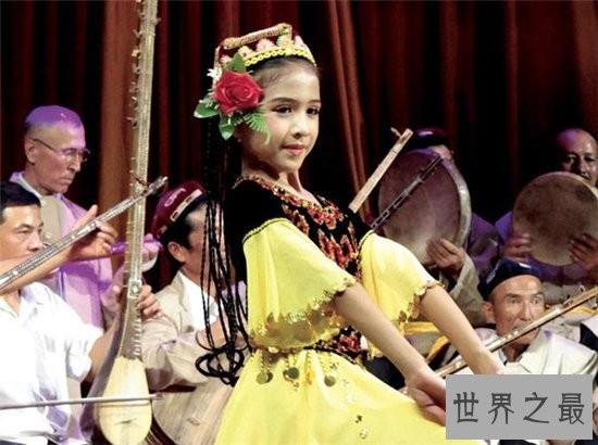 中国最大省新疆省，地大物博人杰地灵！