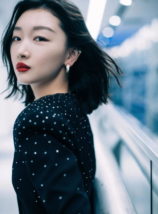 单眼皮也能出美女：周冬雨