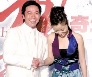 ​曾被白睡8年，男友却勾搭上闺蜜，如今走向人生巅峰，人人羡慕