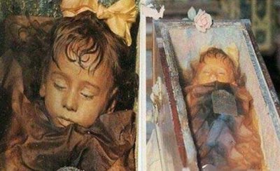 ​怀胎女尸产下活婴儿特灵娜 冰封600年后产子（虚无新闻）