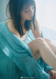 ​吉冈里帆ins写真鉴赏，气质干净五官精致！