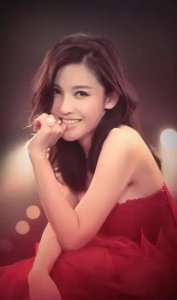 ​杨子姗婚纱照片(杨子姗吴中天婚纱照)