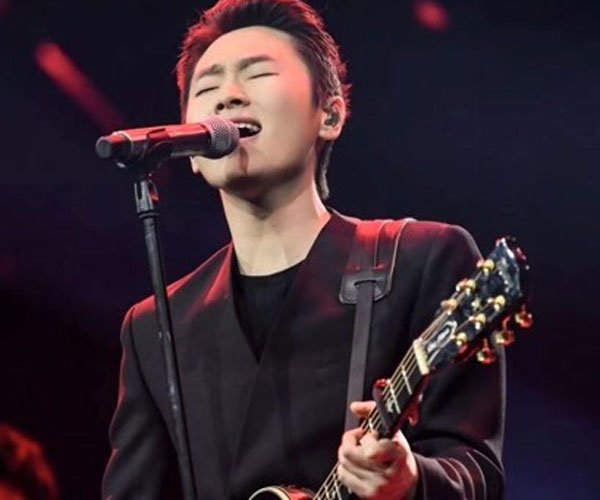 梁博抖音很火的一首歌 草根平台成就了太多专业人士