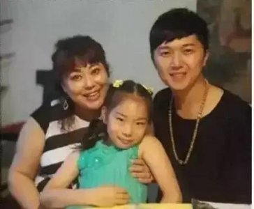 ​李菁菁张金华离婚原因，张金华现任(李菁菁张金华爱情)