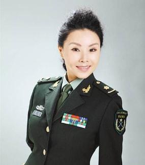 张迈的个人资料简介（就这样改写了她的结局）(20)