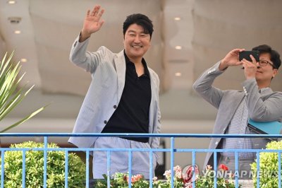 ​宋康昊主演的高分电影（宋康昊出演的好看电影排行）